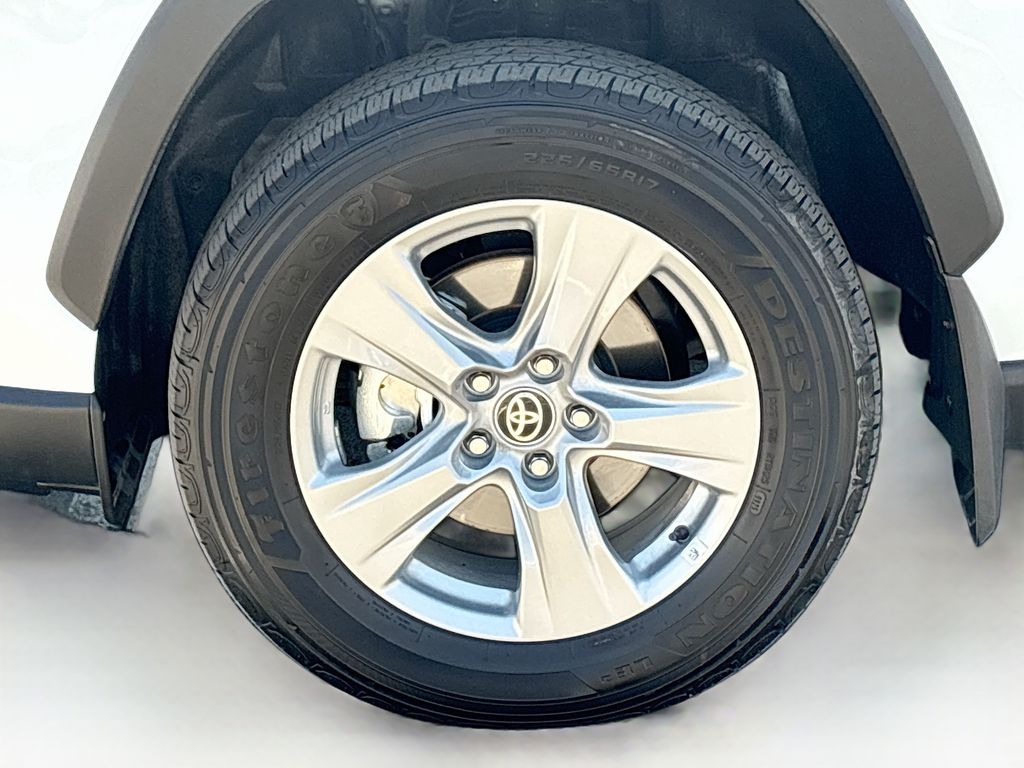 Thumbnail: 2025 Toyota RAV4 - 30