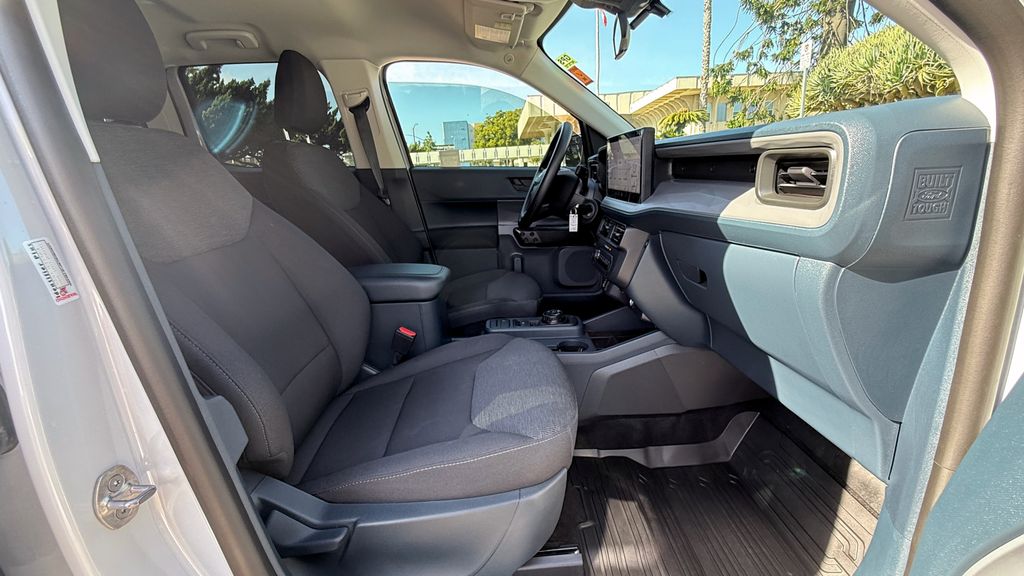 Used 2025 Ford Maverick XL 4D Crew Cab