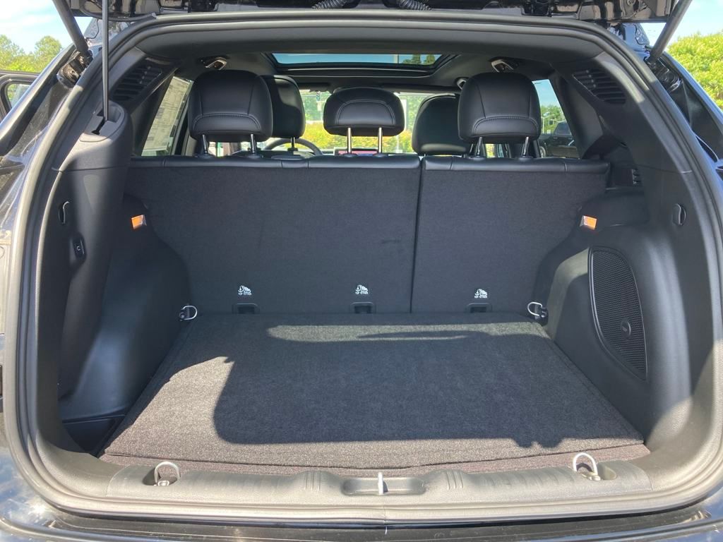 New 2024 Black Jeep Limited image 29