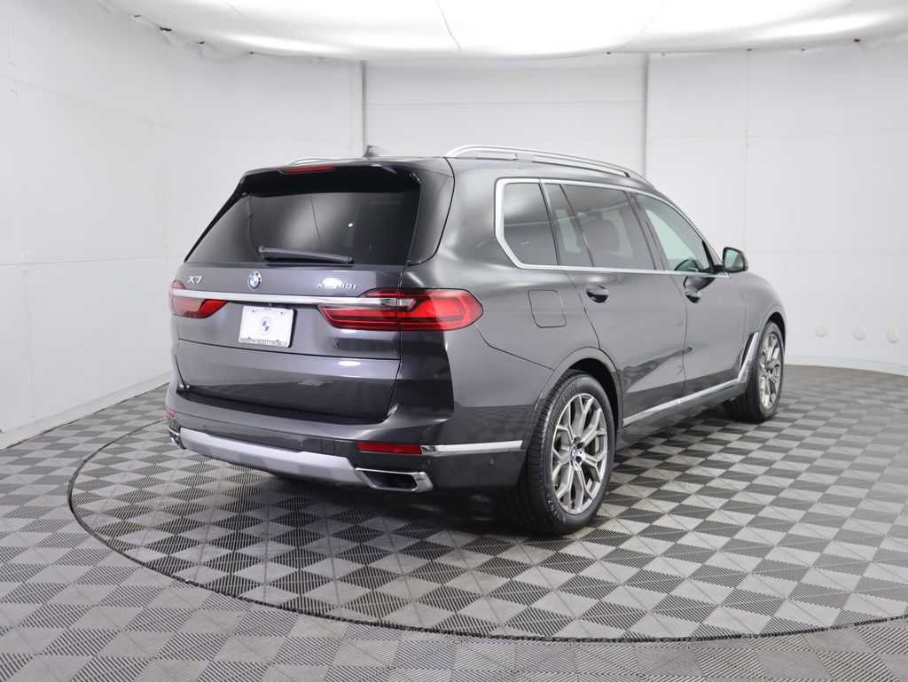 Thumbnail: 2021 BMW X7 - 5