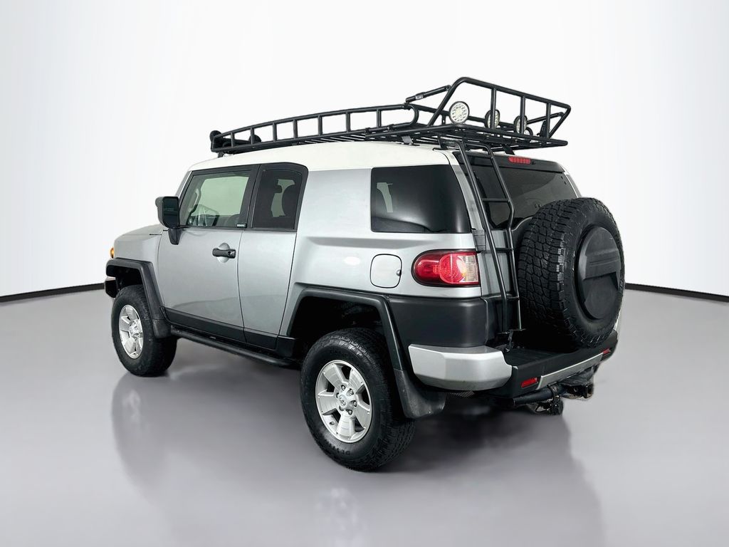 Thumbnail: 2010 Toyota FJ Cruiser - 7