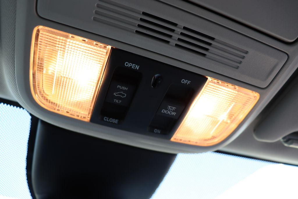 Thumbnail: 2026 Honda Odyssey - 26