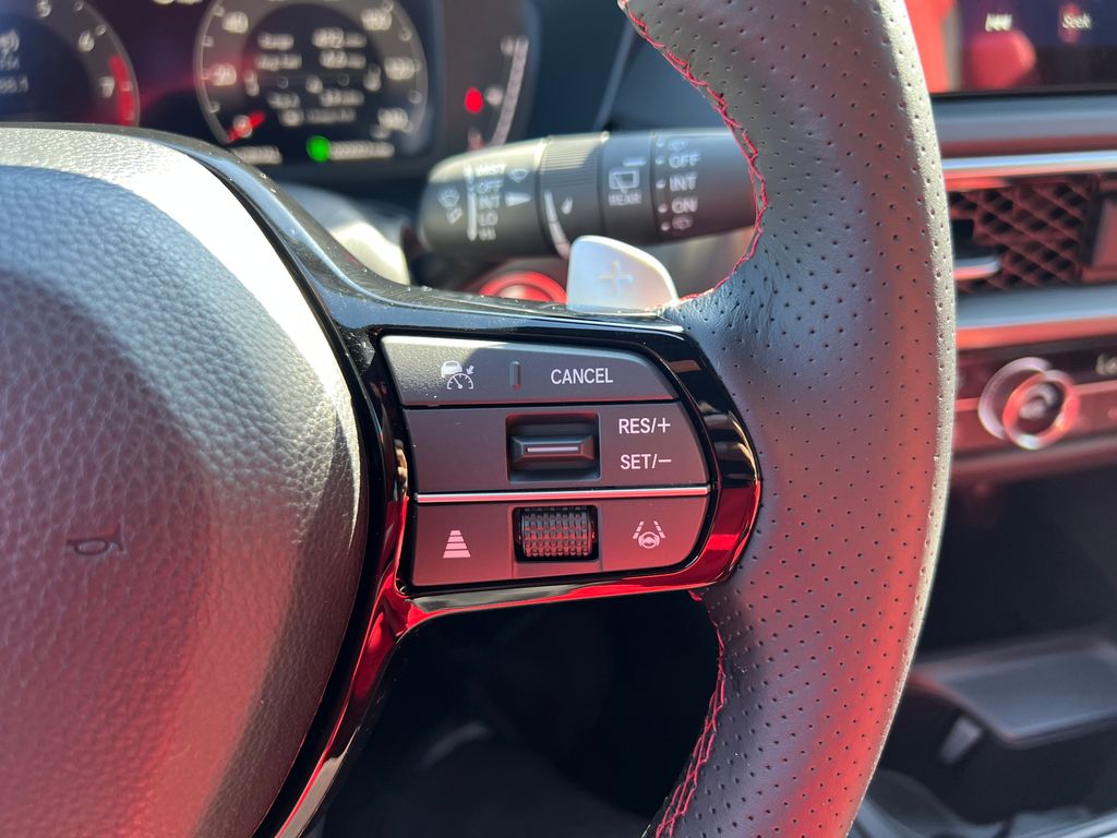 Thumbnail: 2025 Acura ADX - 22