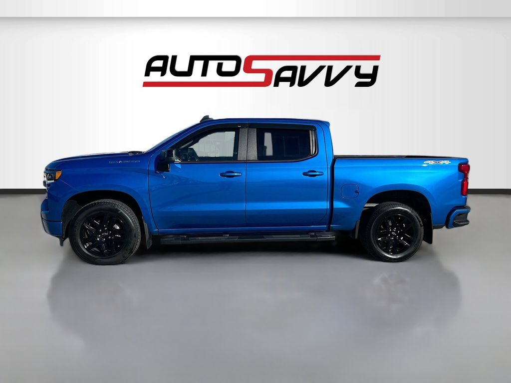 Used 2022 Blue Chevrolet RST image 4