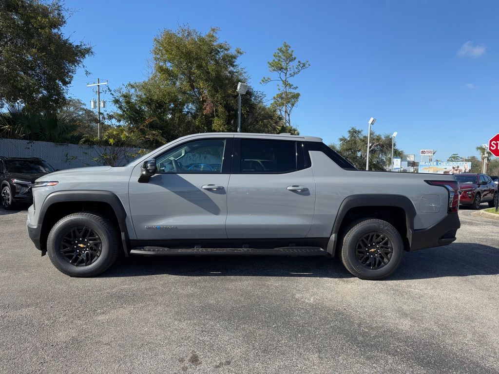 2025 Chevrolet Silverado EV  5