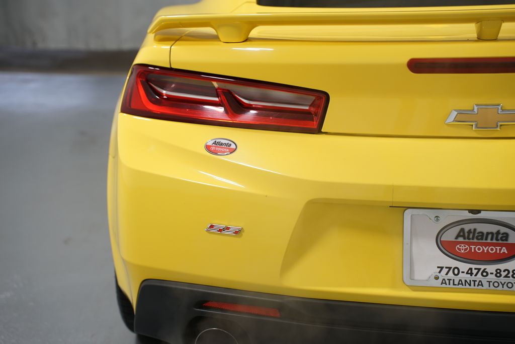 Thumbnail: 2018 Chevrolet Camaro - 10