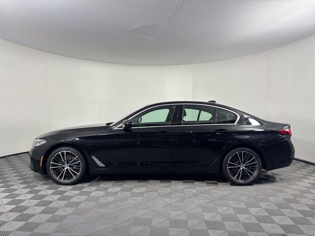 Thumbnail: 2023 BMW 5 Series - 8