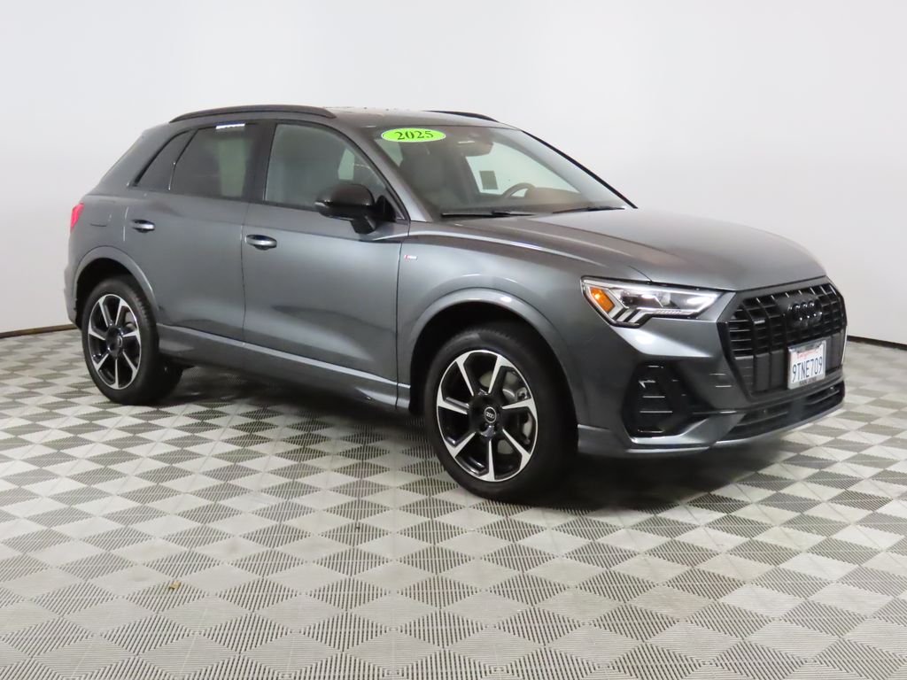 Thumbnail: 2025 Audi Q3 - 7
