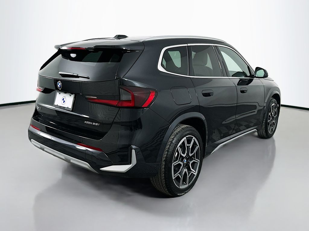 Thumbnail: 2026 BMW X1 - 5