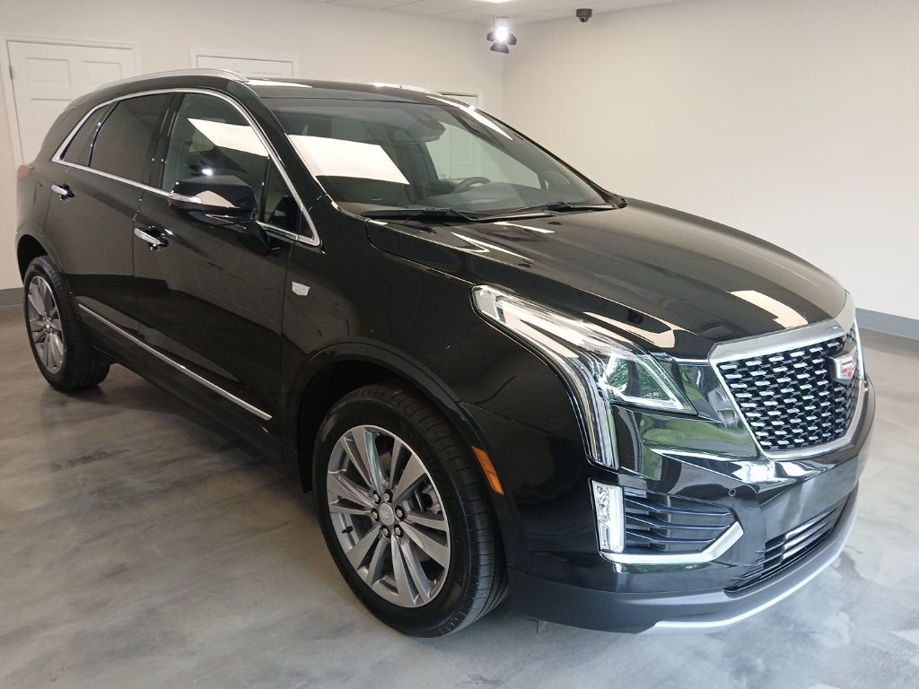 Stellar Black Metallic 2024 Cadillac XT5 SUV / Crossover Four-Wheel Drive 9-Speed Automatic