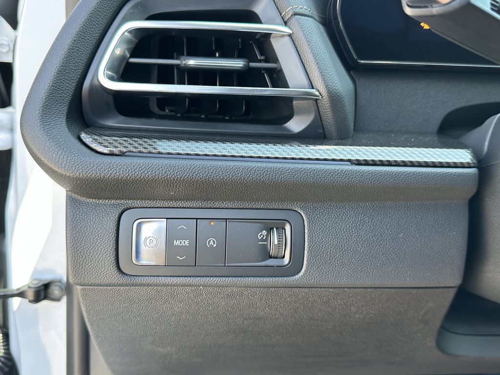 new 2026 Chevrolet Traverse car, priced at $53,495