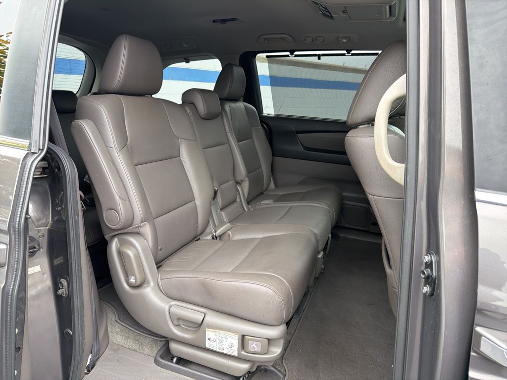 Thumbnail: 2016 Honda Odyssey - 25