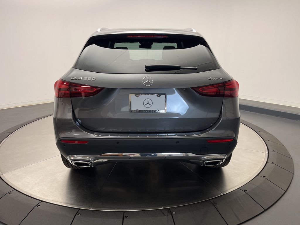 Thumbnail: 2026 Mercedes-Benz GLA - 6