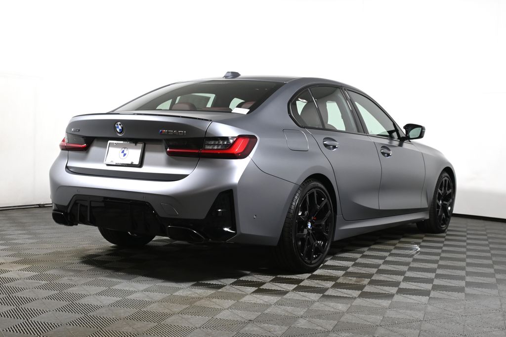 Thumbnail: 2026 BMW 3 Series - 7