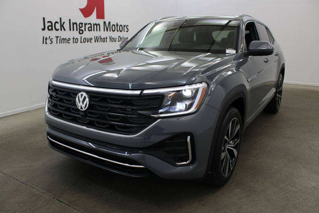 new 2026 Volkswagen Atlas Cross Sport car
