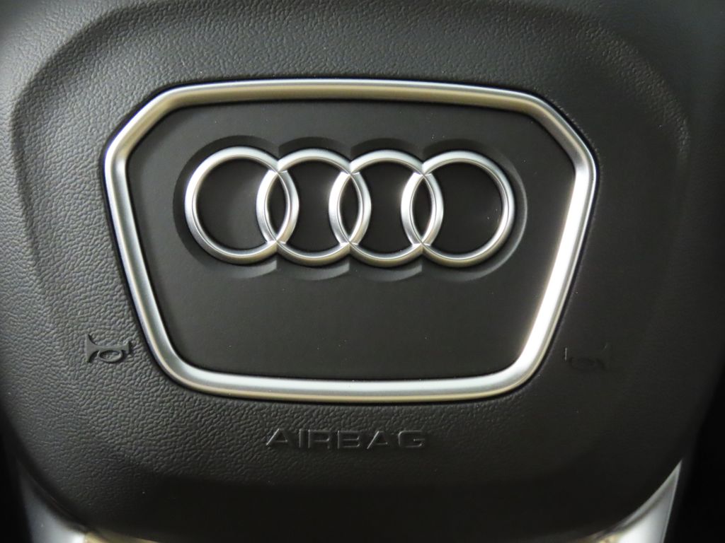 Thumbnail: 2026 Audi Q7 - 17