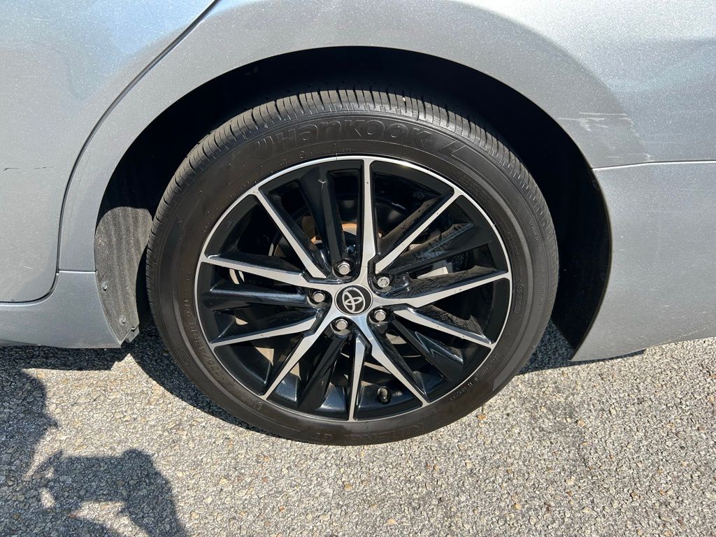 2024 Toyota Camry SE 9