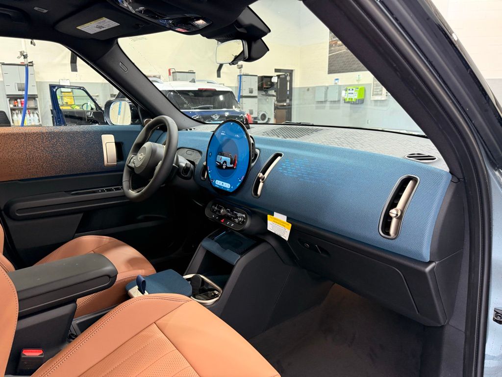 Thumbnail: 2025 MINI Cooper Countryman - 28