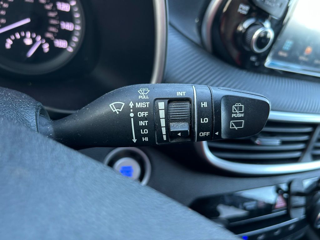 Thumbnail: 2021 Hyundai Tucson - 21