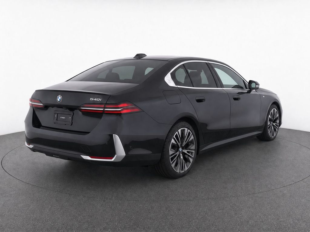 Thumbnail: 2026 BMW 5 Series - 30
