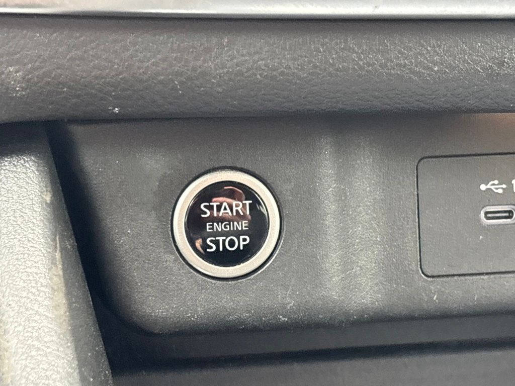 Used 2021 Nissan Rogue SUV
