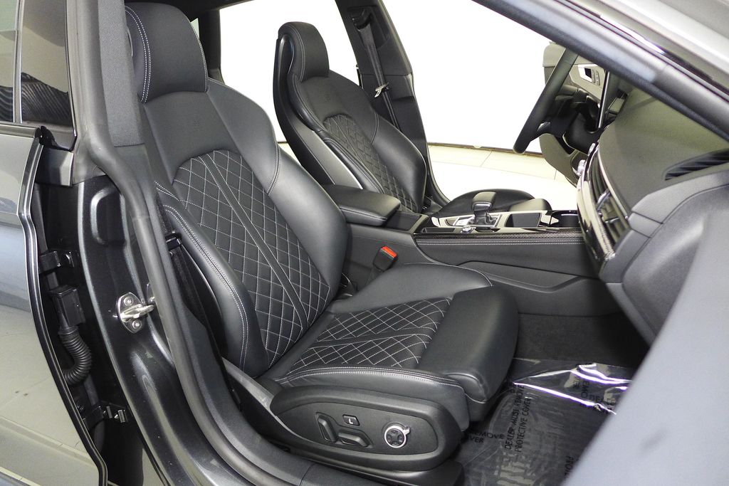 Thumbnail: 2023 Audi S5 - 19