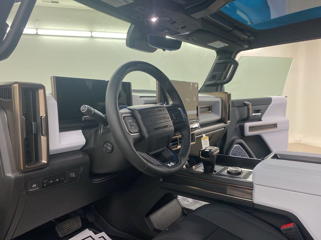 2024 GMC HUMMER EV SUV 3X photo