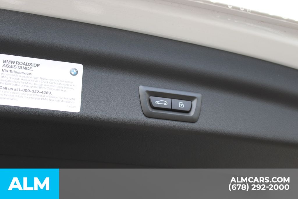 Used 2023 White BMW xDrive28i image 23