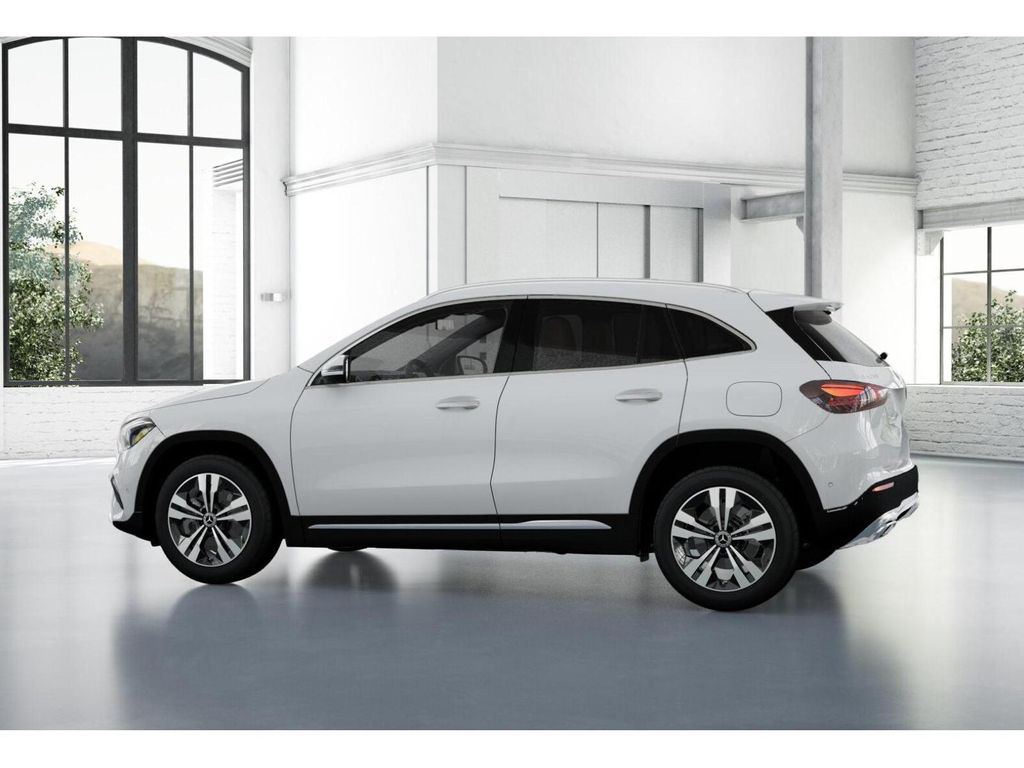 Thumbnail: 2025 Mercedes-Benz GLA - 32
