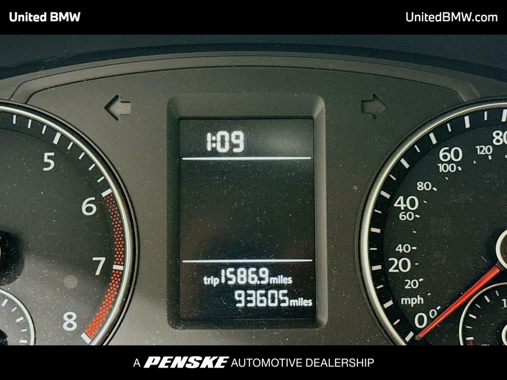 Thumbnail: 2015 Volkswagen Passat - 7