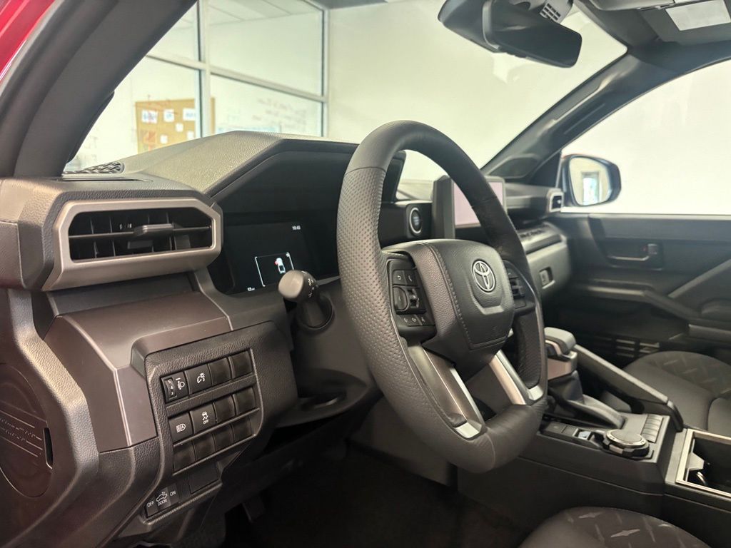 2026 Toyota Tacoma SR5 - Photo 12