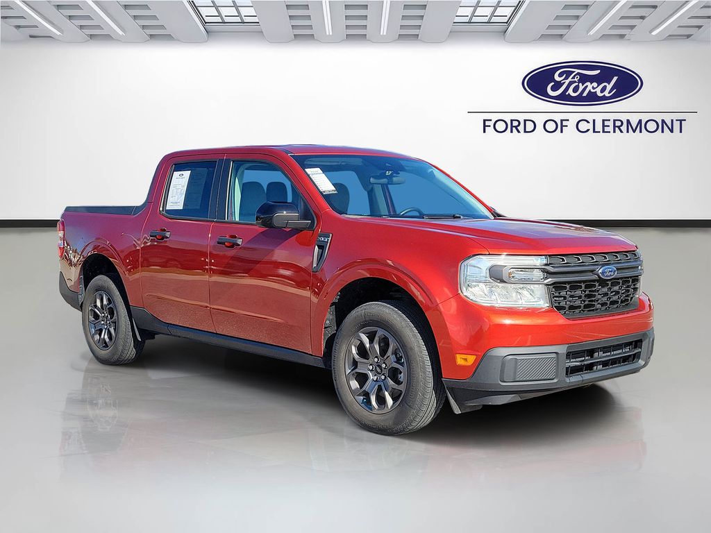 Hot Pepper Red Metallic Tinted Clearcoat 2024 Ford Maverick Pickup Truck Front-Wheel Drive Continuously Variable Transmission