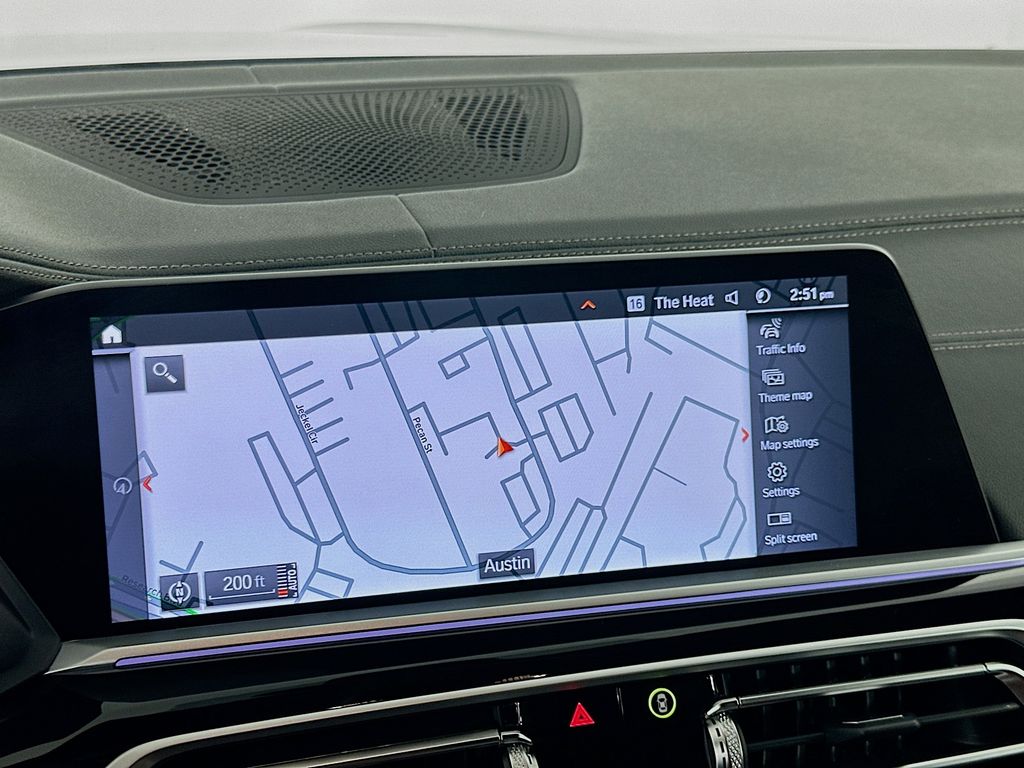 2022 BMW X7 xDrive40i 13
