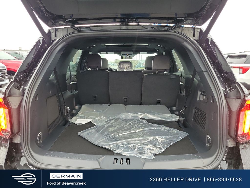New 2027 Black Ford Platinum image 27