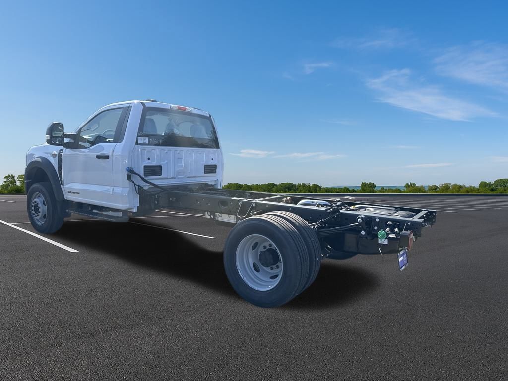 New 2025 Ford Super Duty F-600 Chassis Regular Cab (DRW) 169" Wheelbase XL