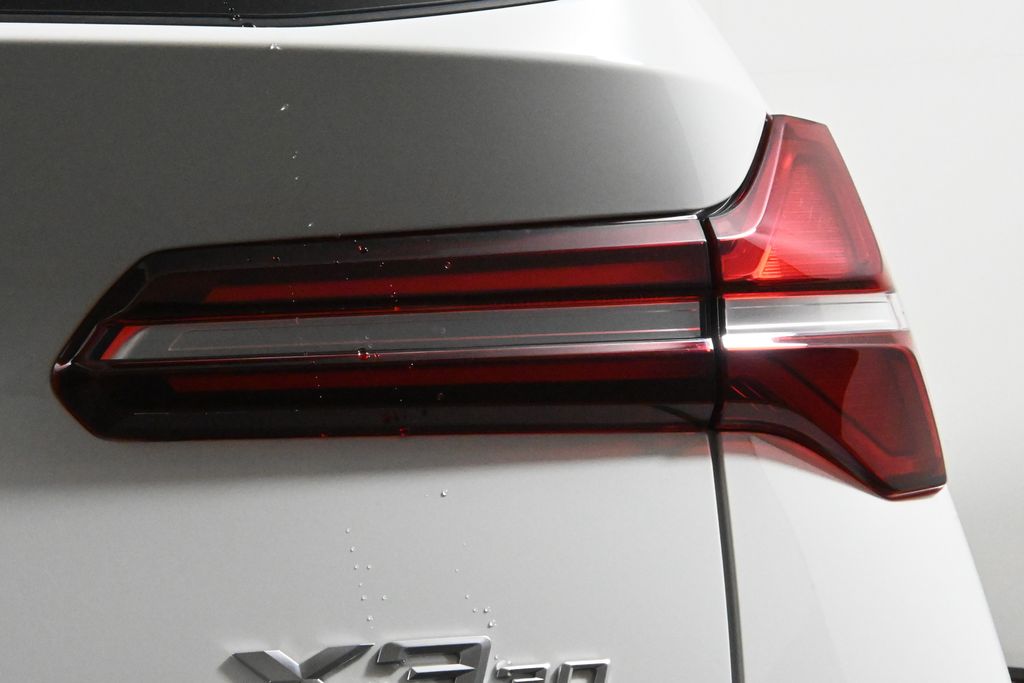 Thumbnail: 2025 BMW X3 - 13