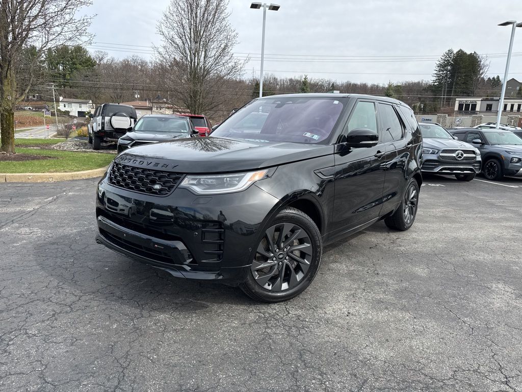 2023 Land Rover Discovery P300 S R-Dynamic AWD