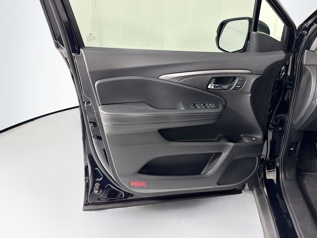 Thumbnail: 2023 Honda Ridgeline - 24