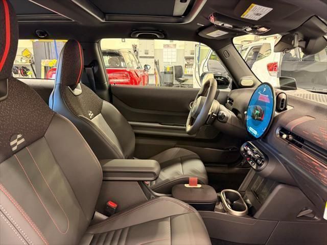 Thumbnail: 2026 MINI Cooper - 23