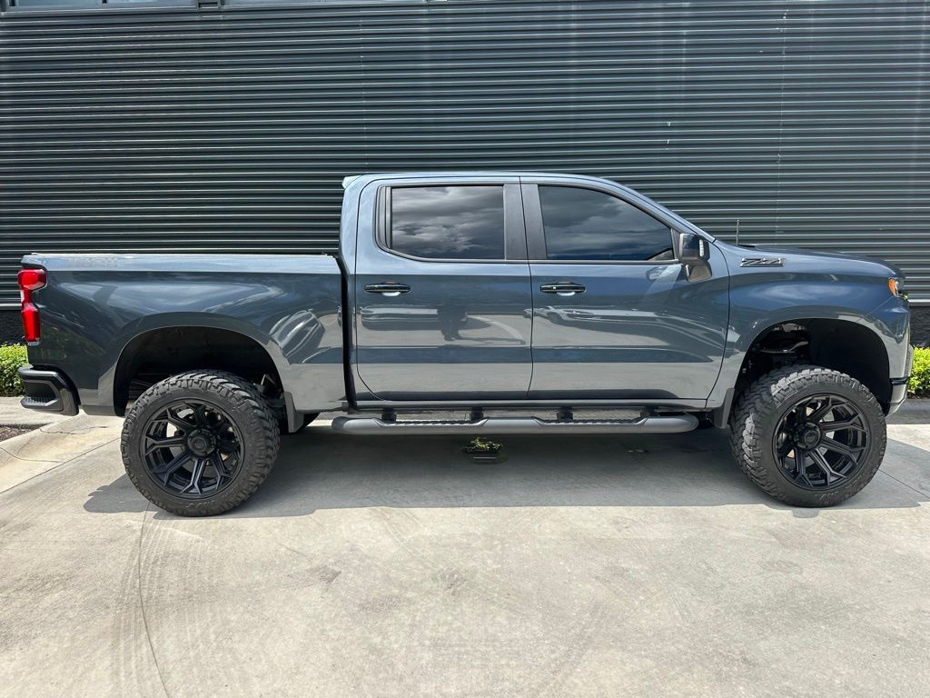 Thumbnail: 2020 Chevrolet Silverado 1500 - 8