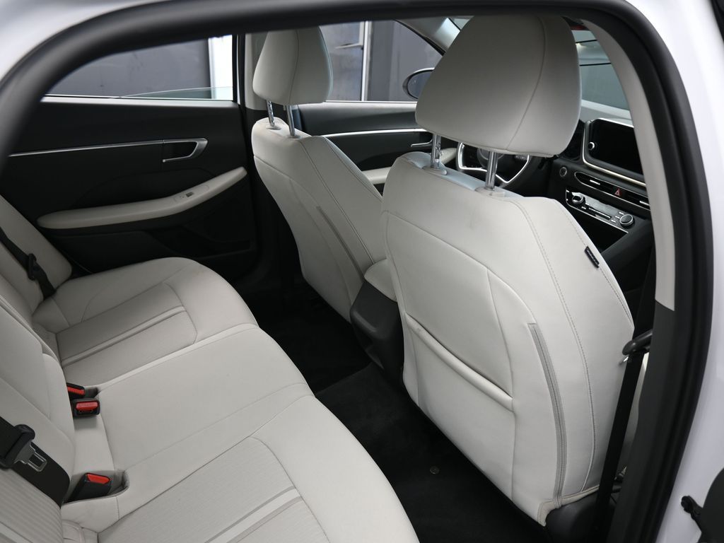Used 2023 Serenity White Hyundai SEL image 41