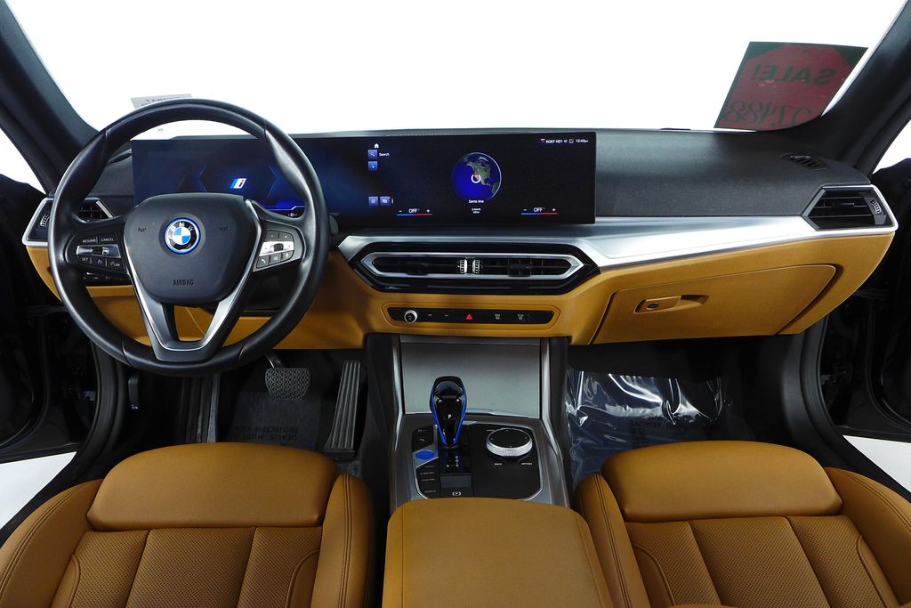 Thumbnail: 2023 BMW i4 - 25