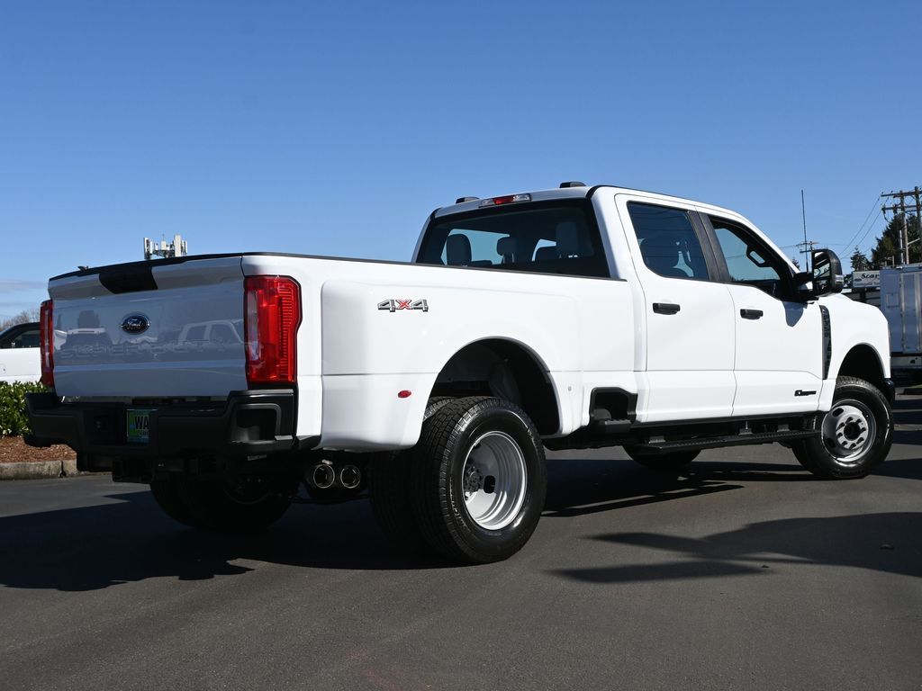 2025 Ford F-350 Super Duty XL
