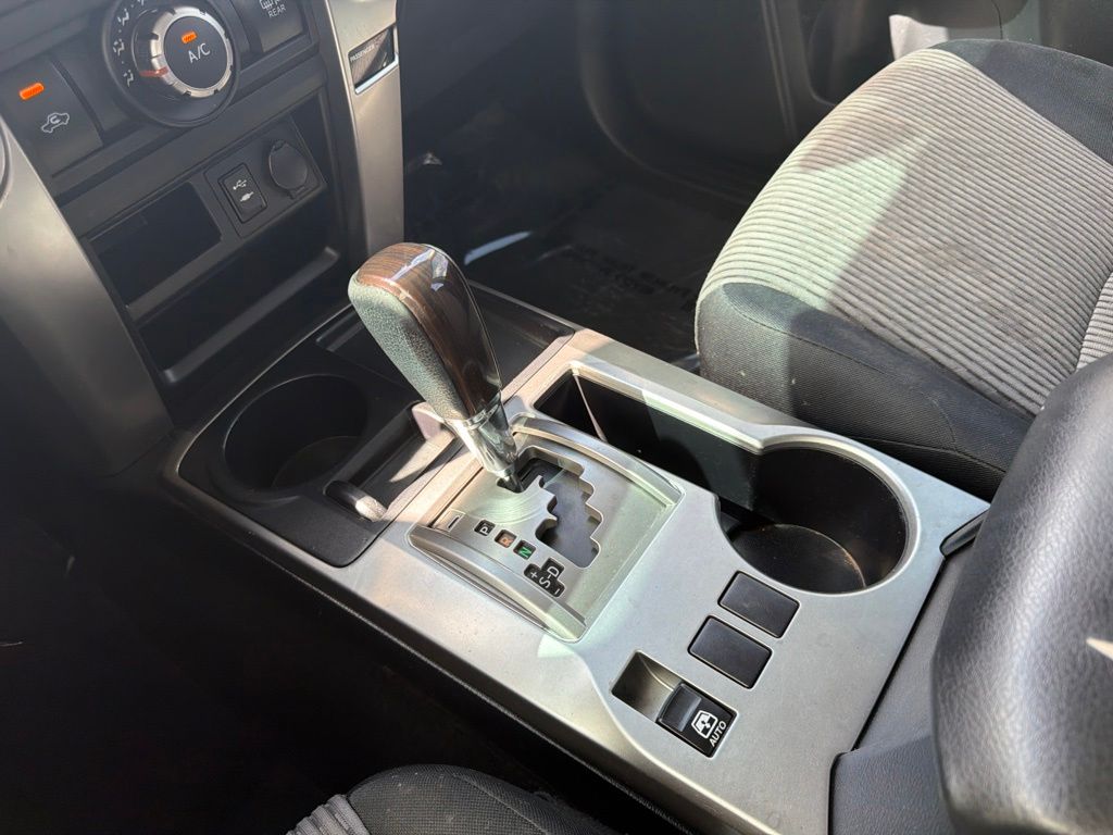 Thumbnail: 2015 Toyota 4Runner - 14