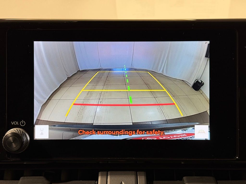 Thumbnail: 2025 Toyota RAV4 - 27