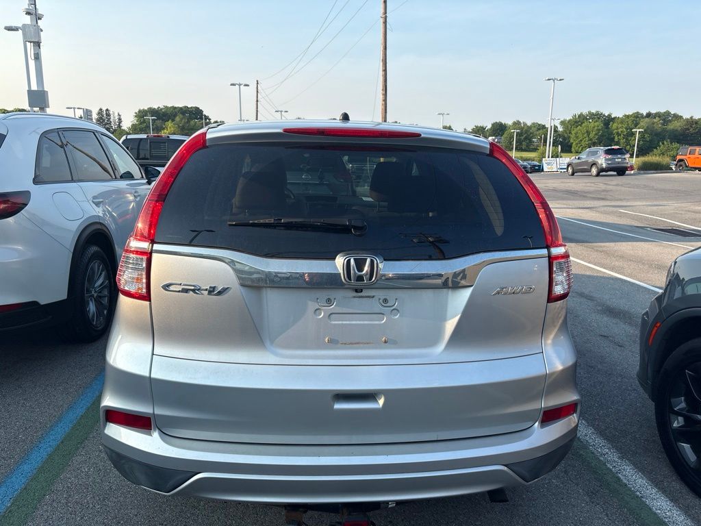 2015 Honda CR-V — photo 8