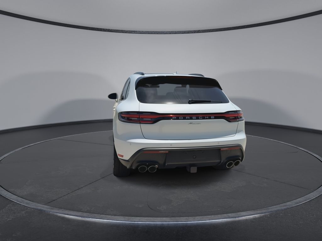 Thumbnail: 2023 Porsche Macan - 7