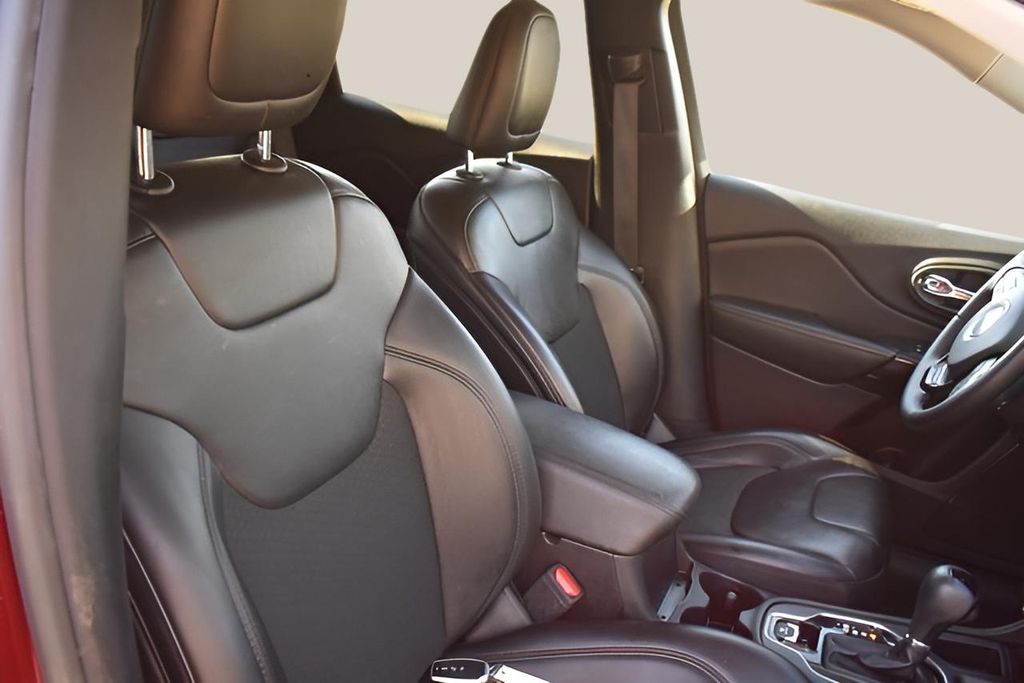 Used Car 2020 Jeep Cherokee  Altitude For Sale Under $20,000 In Austin, Texas