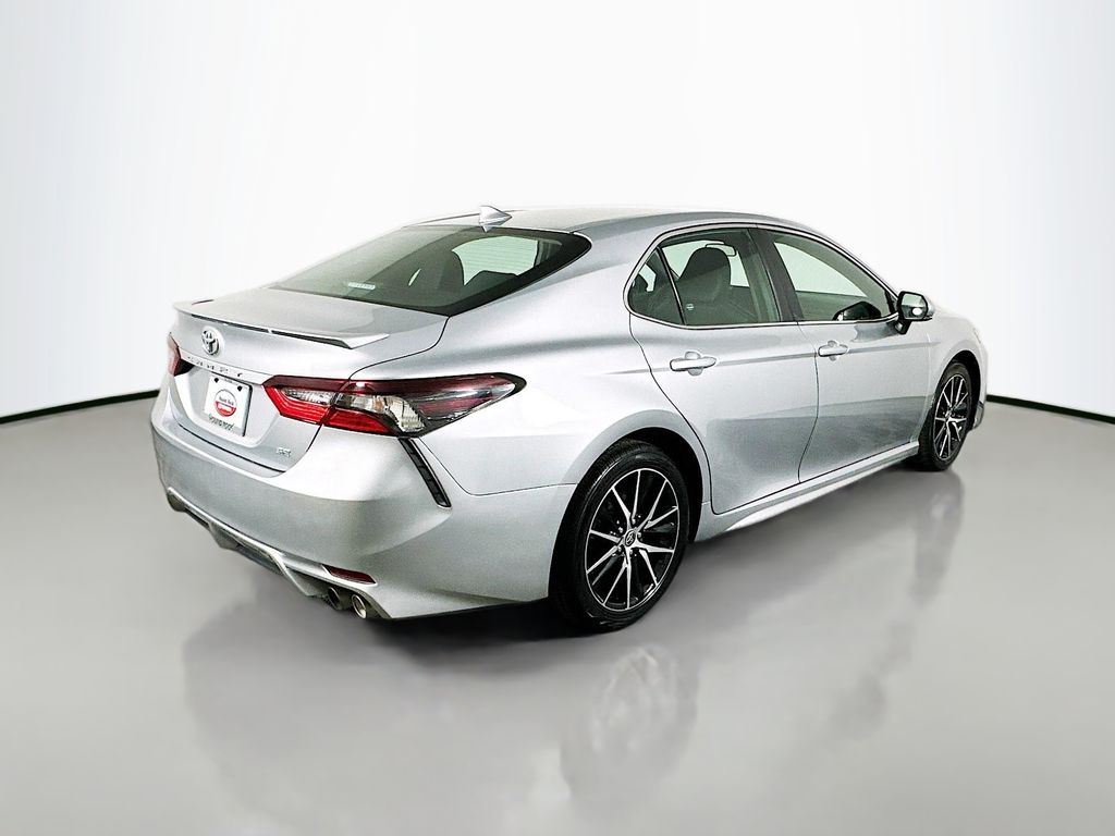 2023 Toyota Camry SE 5