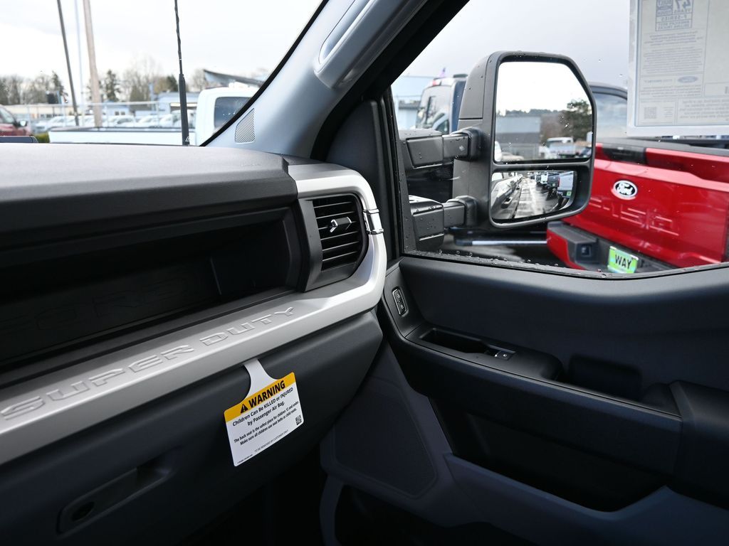 2025 Ford F-250 Super Duty XL